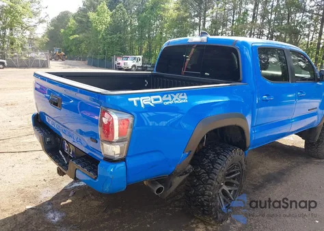 2021 Toyota Tacoma Trd Off-Road z USA, uszkodzony, nr VIN 3TMCZ5AN2MM425121